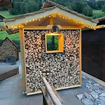 Mountain *nature *queen Beds *free Parking Oberwil (Berne)