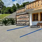 Mountain *nature *queen Beds *free Parking